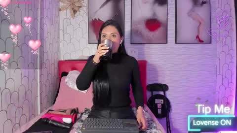 ella rouse online show from 03.12.25