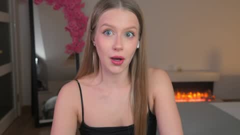 Ella online show from 03.12.26