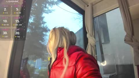 ella_vee online show from 02.06.26