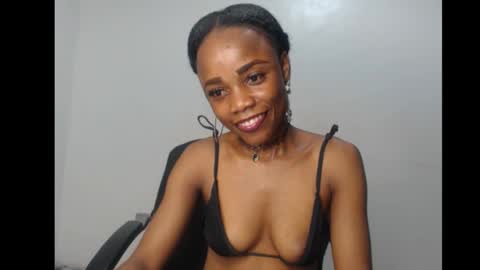 ella online show from 12.20.25