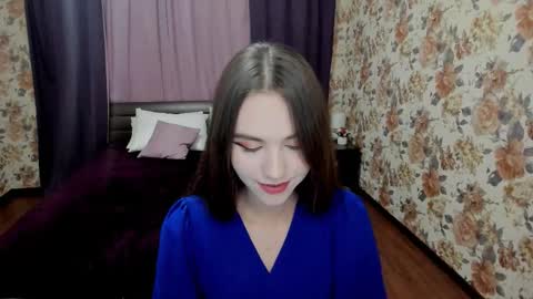 Snapshot of ellacurtis chatting on 09.22.25 ellacurtis online show from 09.22.25