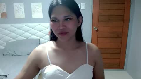EllaFord online show from 05.19.26