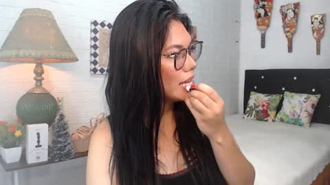 Snapshot of ellahollywood1818 chatting on 12.10.24 CINDERELLA online show from 12.10.24