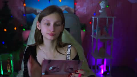 Ella online show from 12.30.24