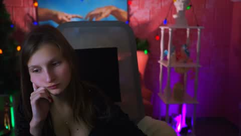 Ella online show from 01.03.25