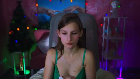 Ella online show from 01.07.25