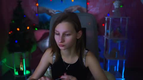 Ella online show from 01.08.25