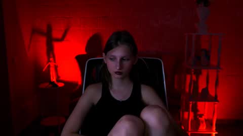 Ella online show from 03.12.25