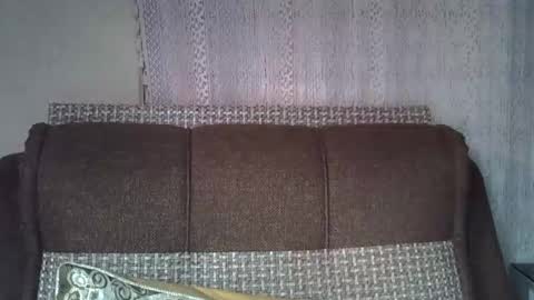 ellajohnsonx online show from 10.19.25