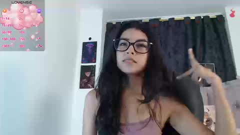 Ella Amoneth online show from 09.24.25