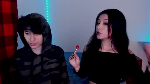 Ella and Cain online show from 12.05.24