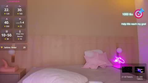 Snapshot of ellathorne chatting on 01.29.25 EllaThorne online show from 01.29.25