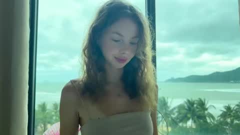 Snapshot of elli_harmon chatting on 02.10.25 Ellie  --- Ill see you either on Friday or Saturday and definitely on Sunday  online show from 02.10.25