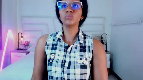 Snapshot of ellie_alves chatting on 01.31.25 Ellie online show from 01.31.25