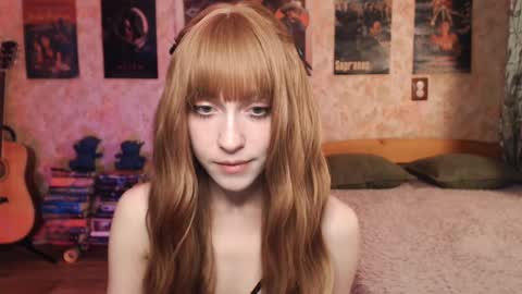ellie_friendly online show from 10.10.25