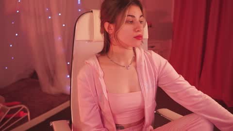 elliecutes online show from 02.01.25