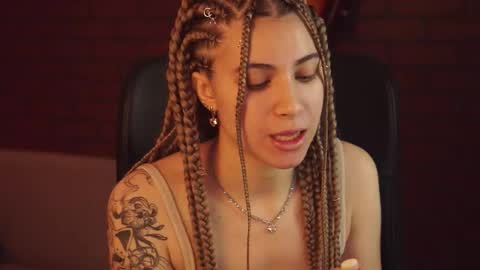 elliecutes online show from 02.11.25