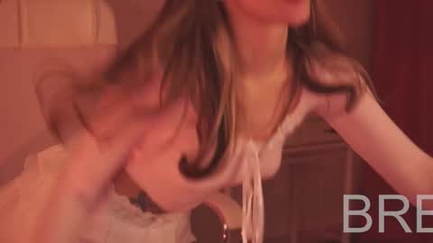 elliecutes online show from 03.11.25