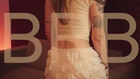 elliecutes online show from 10.17.25