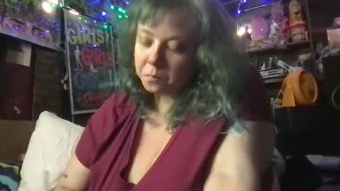 Ellie Louise online show from 01.18.26