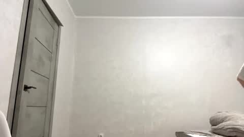 Ellie online show from 12.16.25