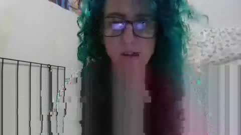Snapshot of elliohh chatting on 04.28.26 Elliohh online show from 04.28.26