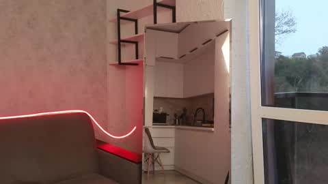 elliot_muscle04 online show from 10.19.25