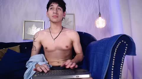 Elliot online show from 01.15.26