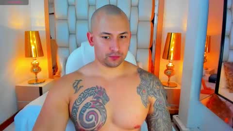 E L L I O T    V E L E Z online show from 01.07.26