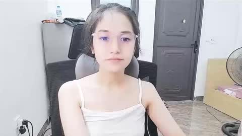 Snapshot of ellsa9x chatting on 10.15.25 ellsa9x online show from 10.15.25