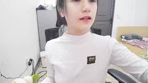 Snapshot of ellsa9x chatting on 12.23.25 ellsa9x online show from 12.23.25