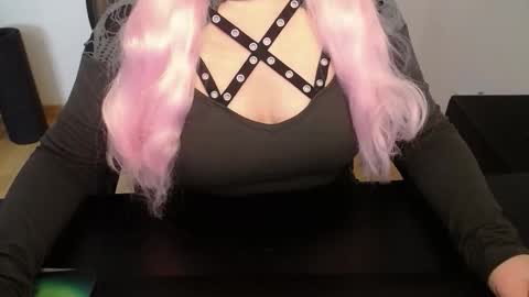 Elly online show from 03.16.26