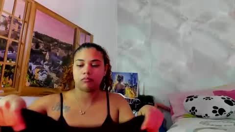 Snapshot of ellybloom chatting on 04.12.26 ellybloom online show from 04.12.26