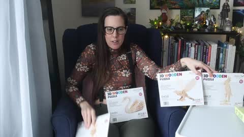 Elly Naomi online show from 01.10.25