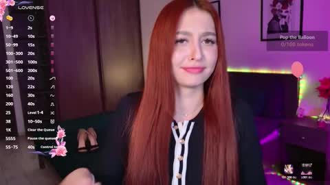 EllyPeach online show from 11.28.25