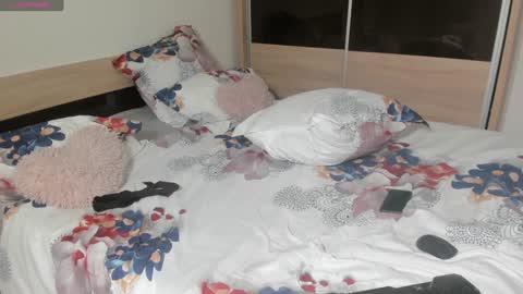 ellslimdoll online show from 01.11.25