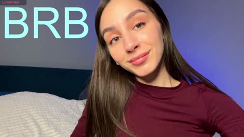 Im online Fri Sun Mon Tue Thu Fri Sat3 from 1000 online show from 02.04.25