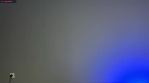 Im online Fri Sun Mon Tue Thu Fri Sat3 from 1000 online show from 02.04.25