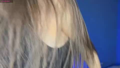 Im online Fri Sun Mon Tue Thu Fri Sat3 from 1000 online show from 02.18.25