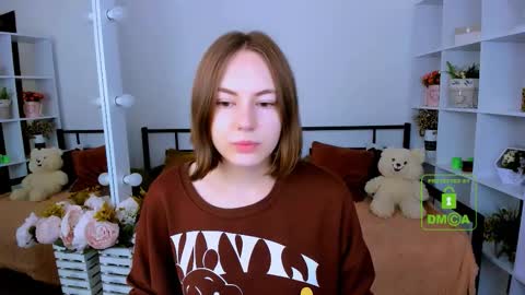 elma_lily online show from 11.22.25