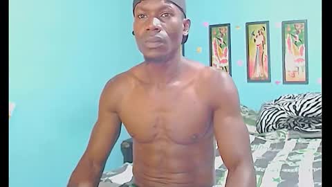 Snapshot of elmiltonnjakee chatting on 02.15.26 elmiltonnjakee online show from 02.15.26