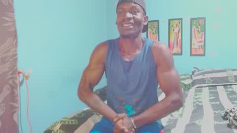 Snapshot of elmiltonnjakee chatting on 02.24.26 elmiltonnjakee online show from 02.24.26