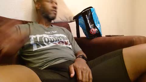 Snapshot of elmorenazogt chatting on 02.04.25 My name is Elmore. Please say hello I like to chat with you. If you have requests or dirty talk please use tip online show from 02.04.25