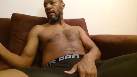 Snapshot of elmorenazogt chatting on 02.10.25 My name is Elmore. Please say hello I like to chat with you. If you have requests or dirty talk please use tip online show from 02.10.25