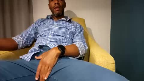 Snapshot of elmorenazogt chatting on 02.13.25 My name is Elmore. Please say hello I like to chat with you. If you have requests or dirty talk please use tip online show from 02.13.25