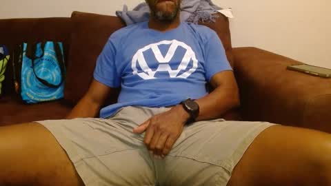 Snapshot of elmorenazogt chatting on 02.17.25 My name is Elmore. Please say hello I like to chat with you. If you have requests or dirty talk please use tip online show from 02.17.25