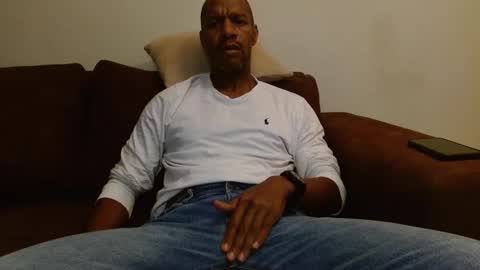 Snapshot of elmorenazogt chatting on 03.02.25 My name is Elmore. Please say hello I like to chat with you. If you have requests or dirty talk please use tip online show from 03.02.25