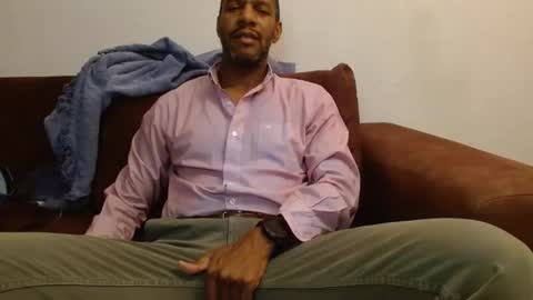 Snapshot of elmorenazogt chatting on 03.11.25 My name is Elmore. Please say hello I like to chat with you. If you have requests or dirty talk please use tip online show from 03.11.25