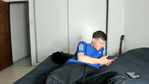 elnenedearg online show from 10.07.25