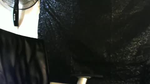 EL NIIGGGAA  21                                                                  EL NIGGA  21 online show from 12.25.24